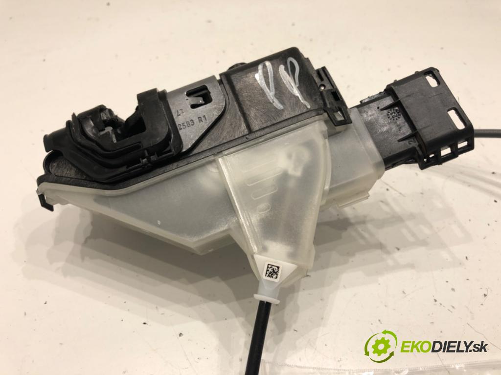 CITROEN C3 III liftback 2023 61 kW 1.2 PureTech 82 1199 zámok dveře pravý přední část PSA123980