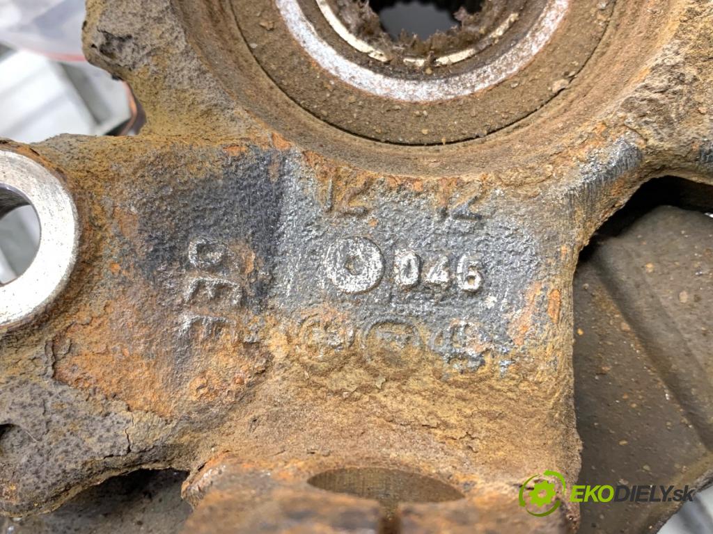 FIAT PANDA III liftback 2012 51 kW 1.2 (312PXA1A) 1242 náboj pravy predný