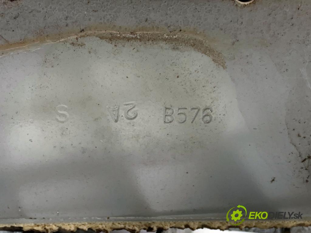 FIAT PANDA III liftback 2012 51 kW 1.2 (312PXA1A) 1242 Výstuha nárazníka zad  (Výstuha zadná)