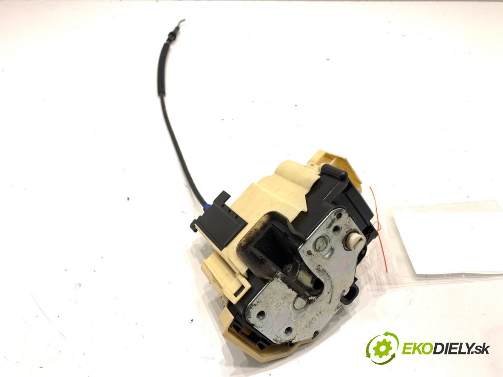 FIAT PANDA III liftback 2012 51 kW 1.2 (312PXA1A) 1242 zámok dveře levý zadní část 51843325