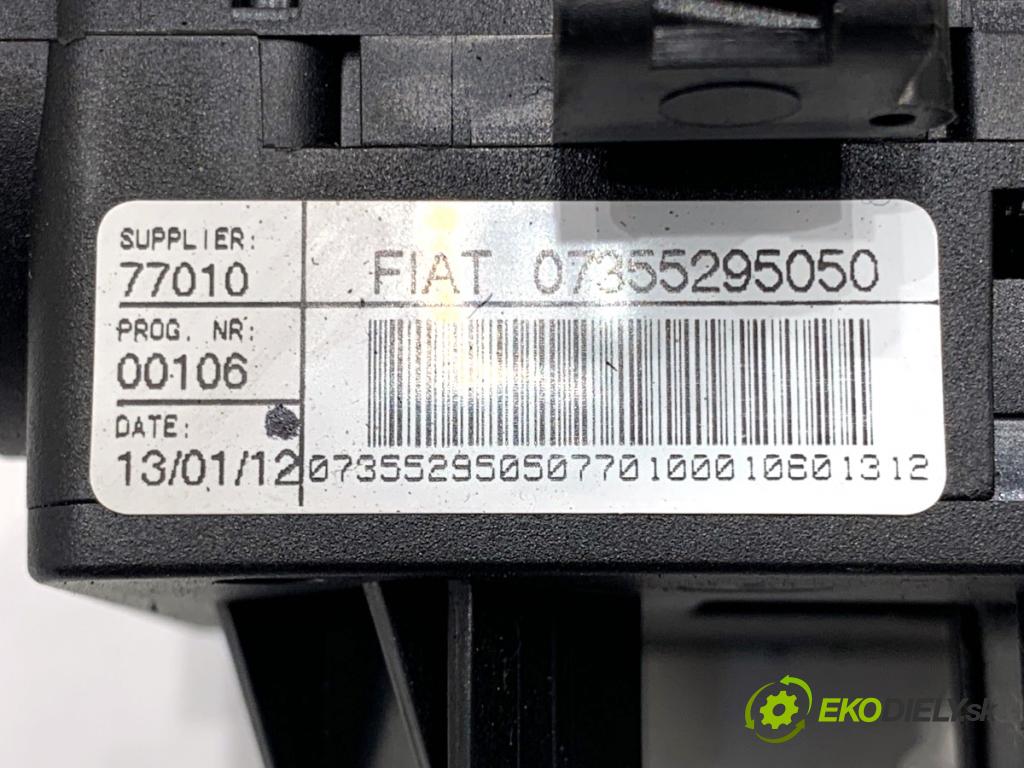 FIAT PANDA III liftback 2012 51 kW 1.2 (312PXA1A) 1242 Prepínač kombinovaný 07355295050 (Prepínacie páčky pod volantom)