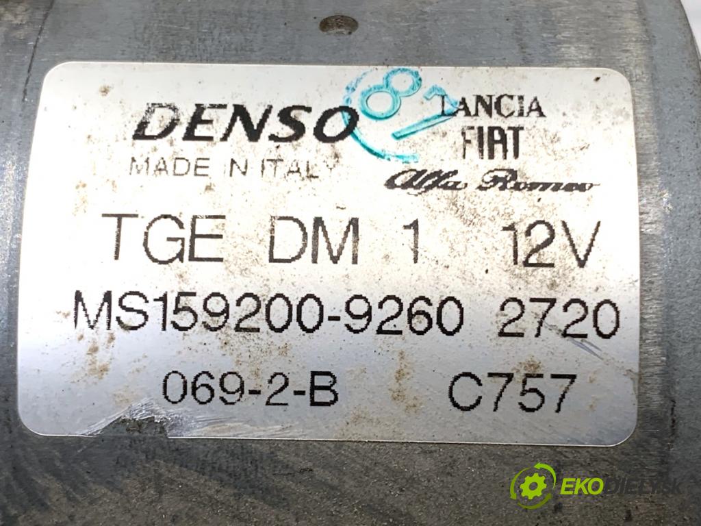 FIAT PANDA III liftback 2012 51 kW 1.2 (312PXA1A) 1242 Mechanizmus stieračov predný MS159200-9260 (Motorček stieračov predný)