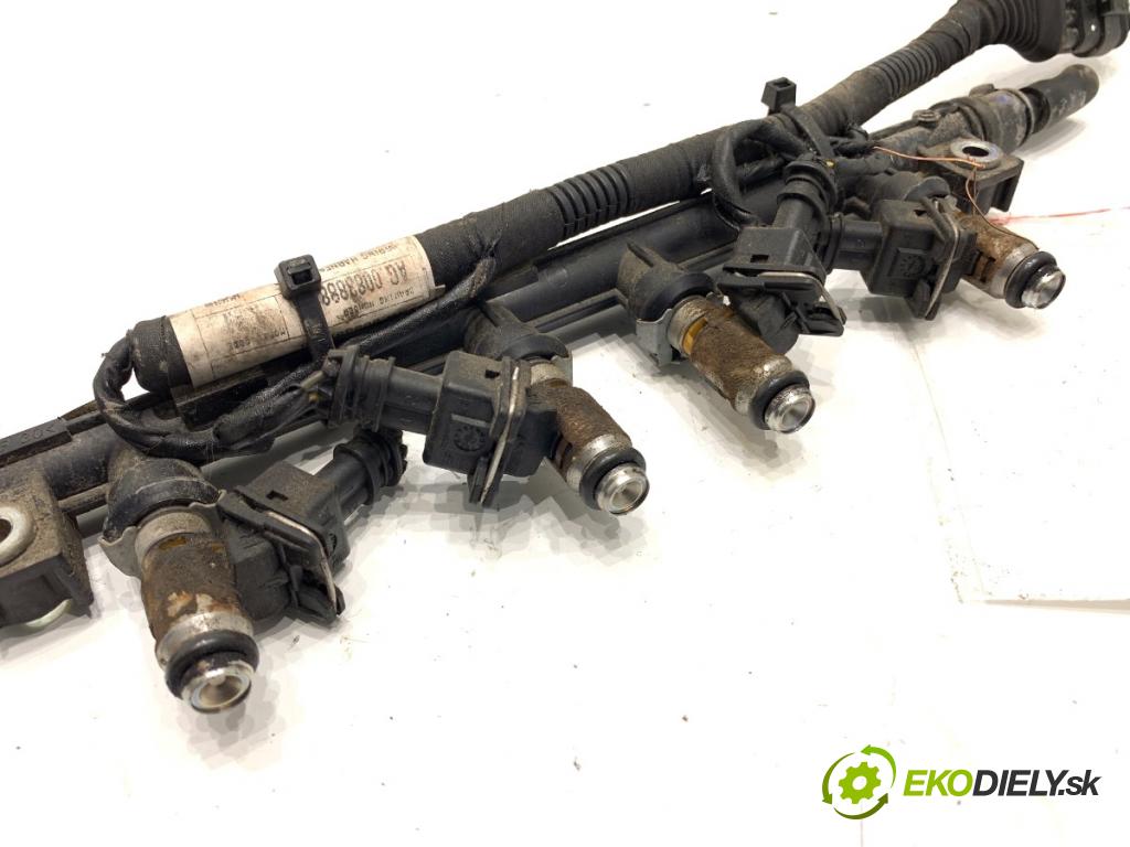 FIAT PANDA III liftback 2012 51 kW 1.2 (312PXA1A) 1242 Lišta vstrekovacia CB261B (Vstrekovacia lišta)