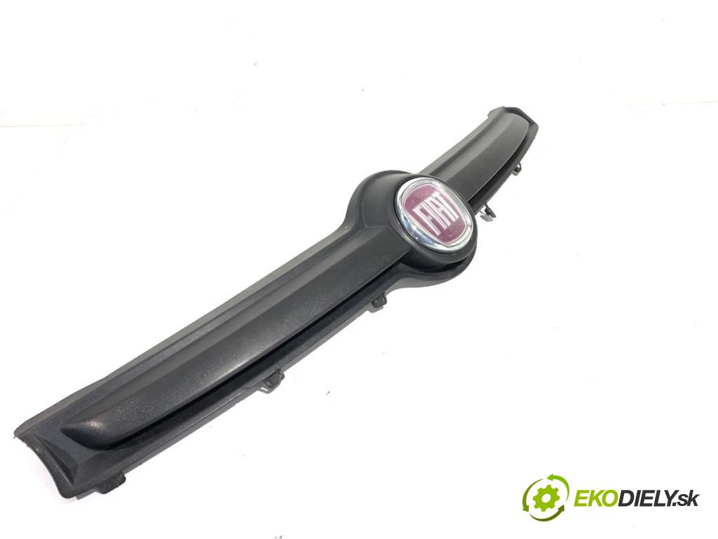 FIAT PANDA III liftback 2012 51 kW 1.2 (312PXA1A) 1242 mřížka maska 735520656 (Mřížky (masky) chladičů)