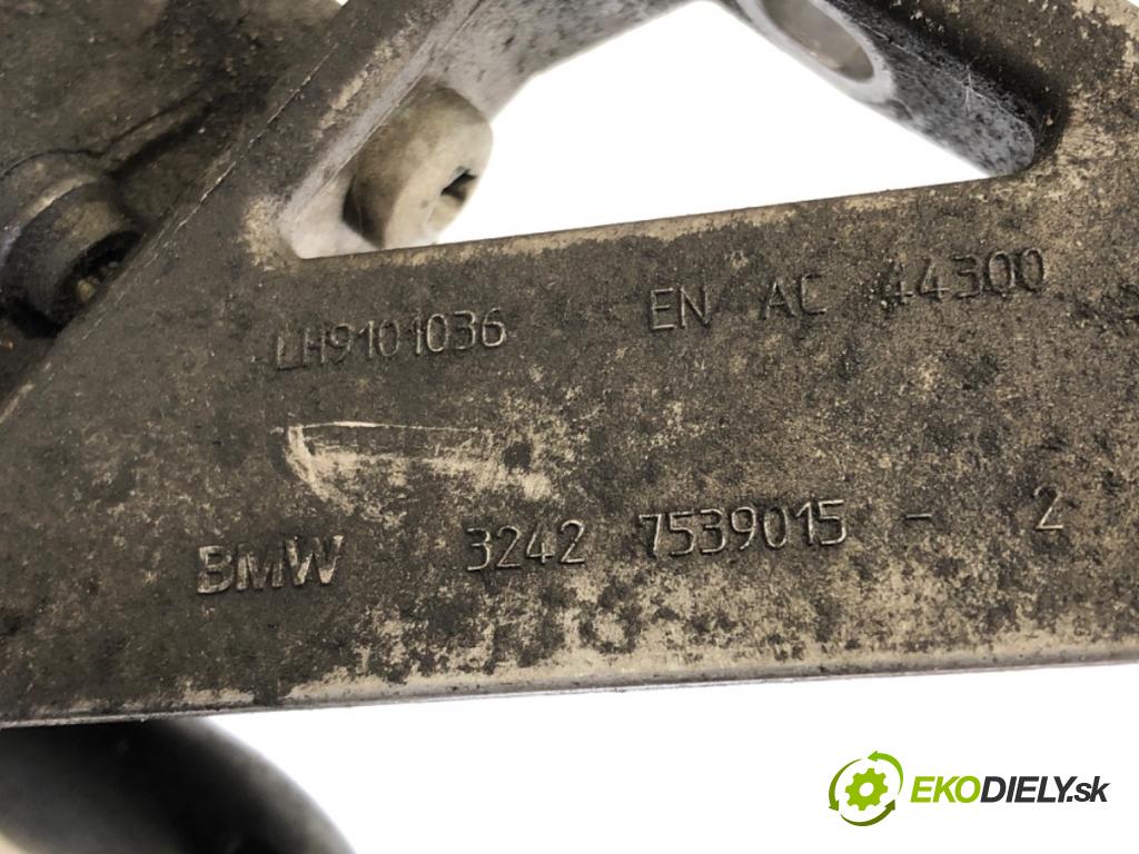 BMW E61 Kombi 2006 160 kW 525 i 2497 Pumpa servočerpadlo 7539015 (Servočerpadlo)