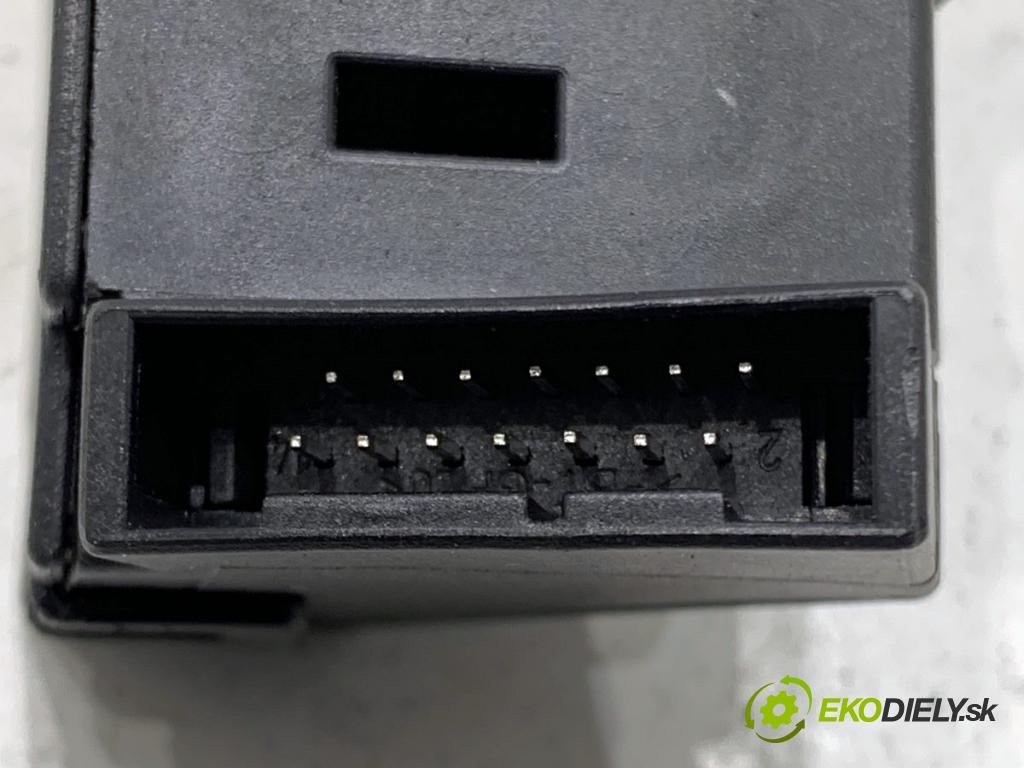 BMW E61 Kombi 2006 160 kW 525 i 2497 spinačka 6954722 (Spínacia skrinka)