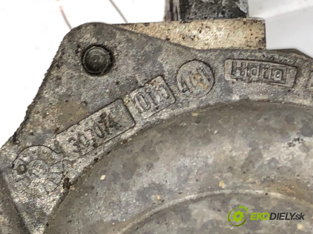 BMW E61 Kombi 2006 160 kW 525 i 2497 DALŠÍ: pumpa vody  (Vodní pumpa)