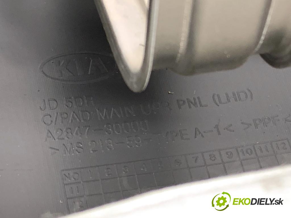 KIA CEED Kombi 2014 94 kW 1.6 CRDi 128 1582 Palubná doska silentbloku pasy A2847-30000