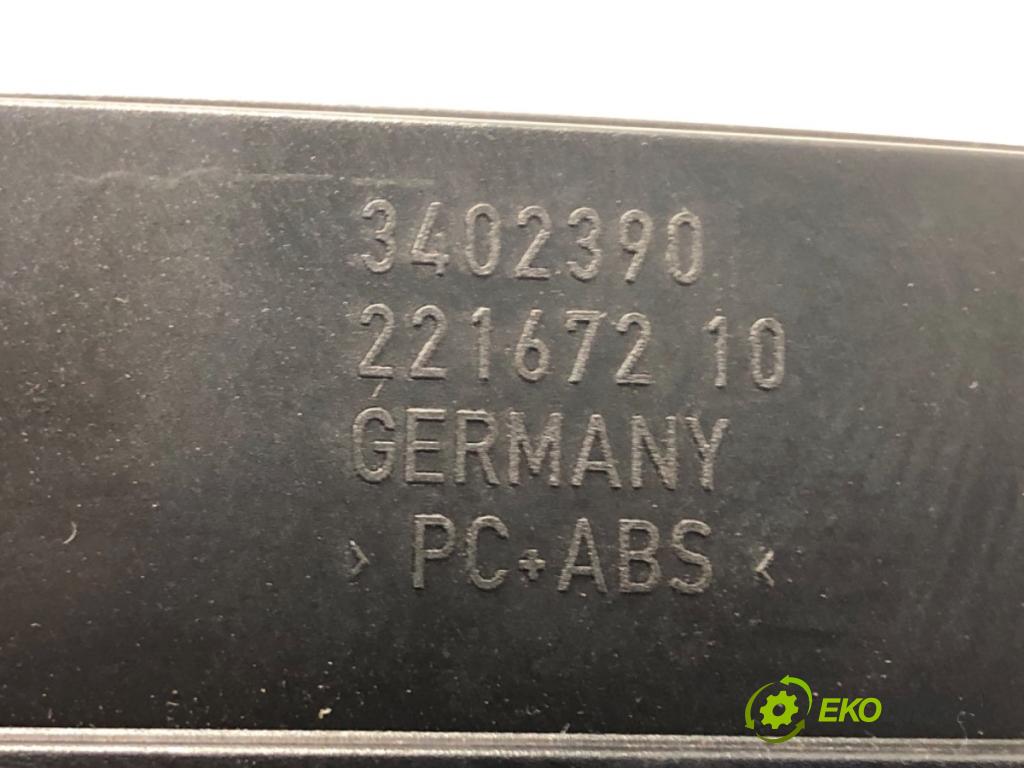 BMW E83 SUV 2004 110 kW 2.0 d 1995 Držiak na nápoje  (Držiak (úchyt) na nápoje)