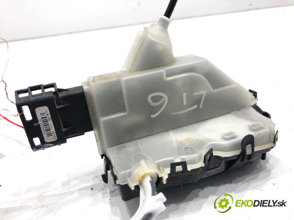 OPEL GRANDLAND SUV 2019 96 kW 1.2 (75) 1199 zámok dveře levý zadní část PSA146129