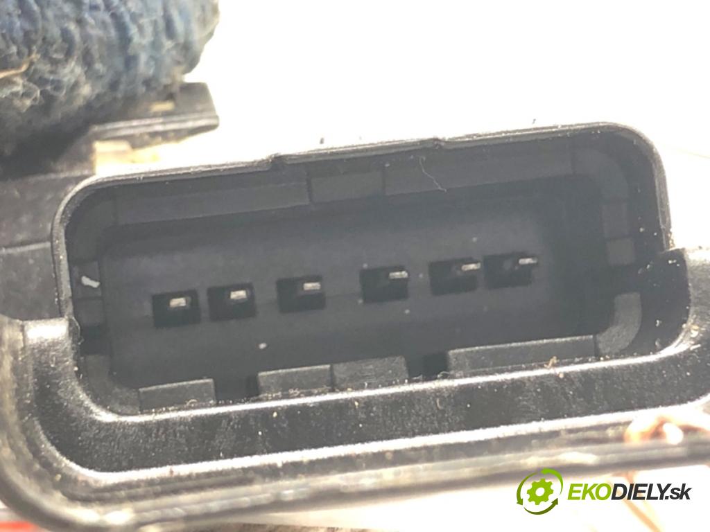 OPEL GRANDLAND SUV 2019 96 kW 1.2 (75) 1199 zámok dveře levý zadní část PSA146129