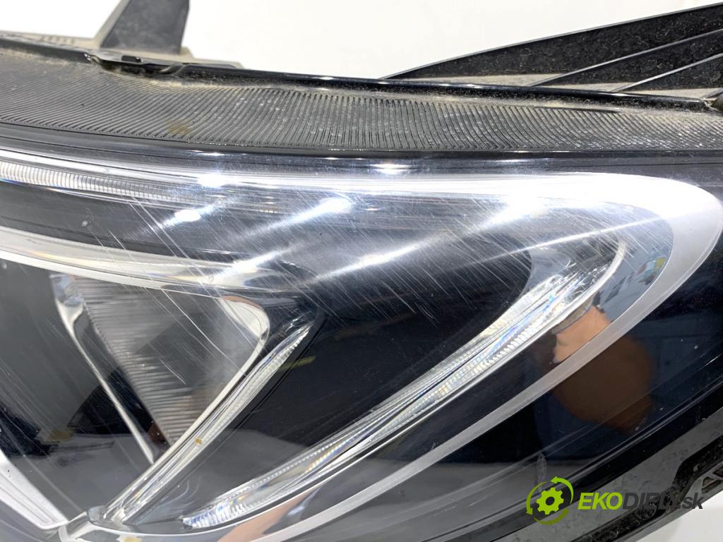 OPEL GRANDLAND SUV 2019 96 kW 1.2 (75) 1199 světlomet levý přední část LED YP00015780