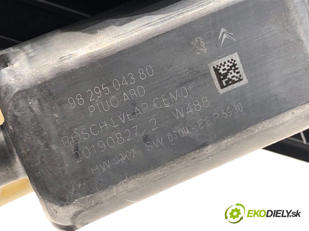 OPEL GRANDLAND SUV 2019 96 kW 1.2 (75) 1199 mechanismus okna pravý zadní část 9830320480