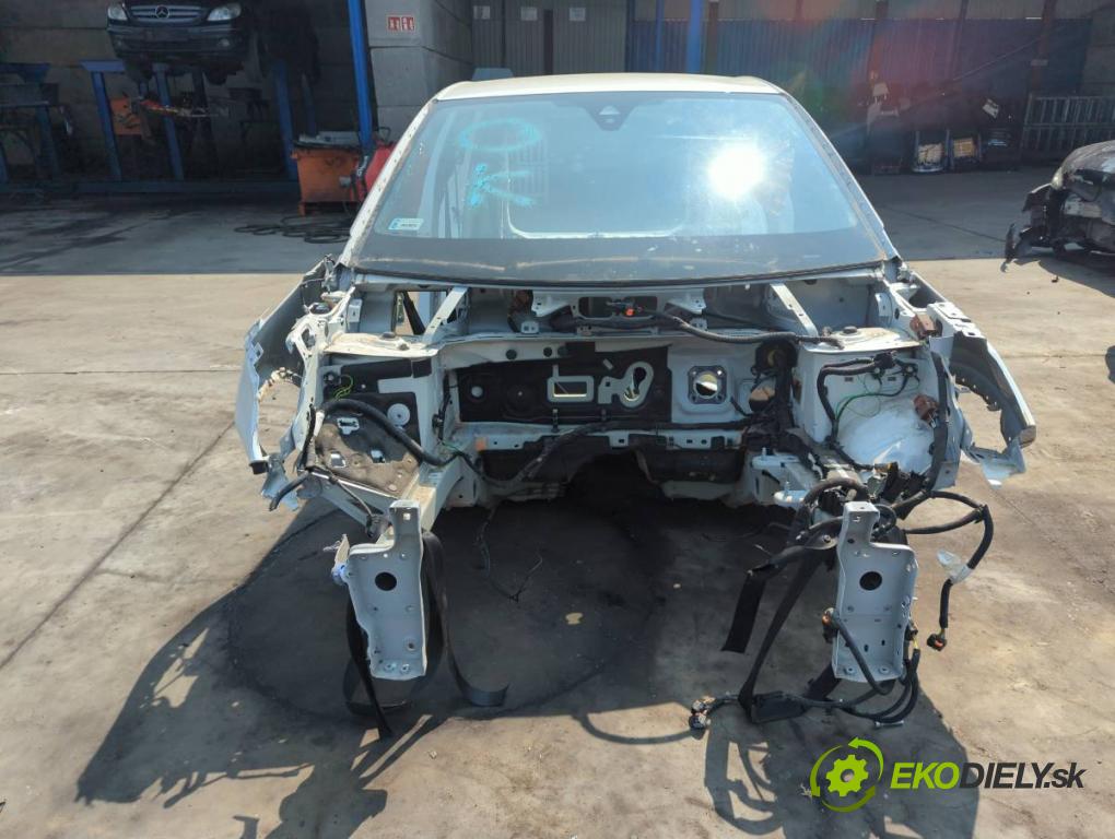 OPEL GRANDLAND SUV 2019 96 kW 1.2 (75) 1199 KAROSERIA ČTVRŤÁK blatník zadní část levý pravý práh střecha PODŁUŻNICA levý pravý
