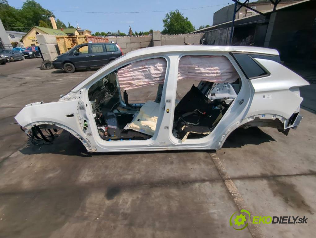 OPEL GRANDLAND SUV 2019 96 kW 1.2 (75) 1199 KAROSERIA ČTVRŤÁK blatník zadní část levý pravý práh střecha PODŁUŻNICA levý pravý