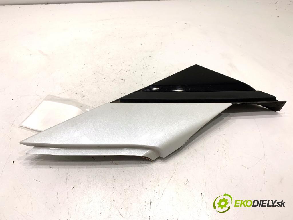 OPEL GRANDLAND SUV 2019 96 kW 1.2 (75) 1199 lišta ROH: dveře pravý přední část YP00065280