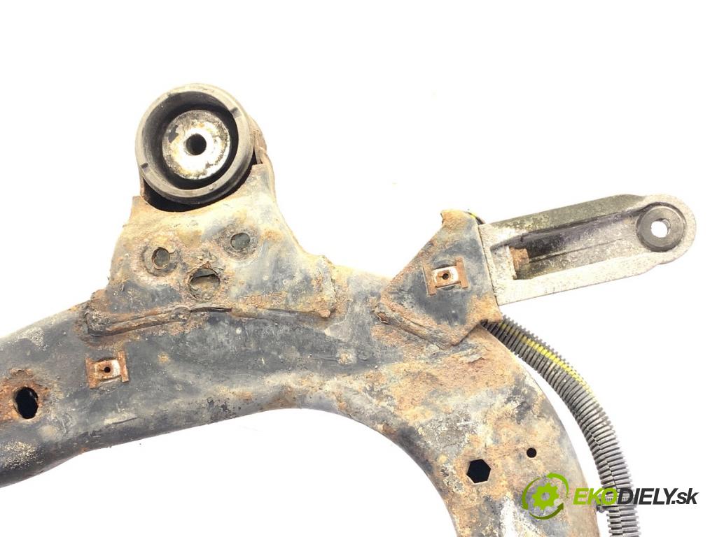 OPEL VECTRA C sedan 2002 90 kW 1.8 16V 1796 výztuha pod motor  (Výztuhy přední)