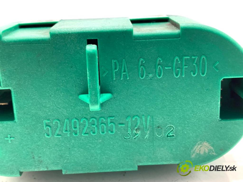 RENAULT ESPACE IV nadwozie wielkoprzestrzenne (MPV) 2002 88 kW 1.9 dCi (JK0U, JK0G) 1870 odpor rezistor topení vzduchu 52492365 (Odpory topení)