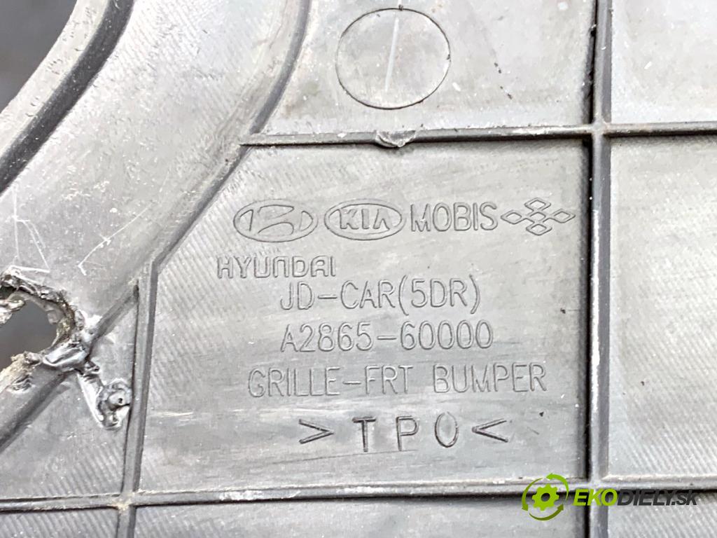KIA CEED Kombi 2014 94 kW 1.6 CRDi 128 1582 mří nárazníka přední část střední A2865-60000
