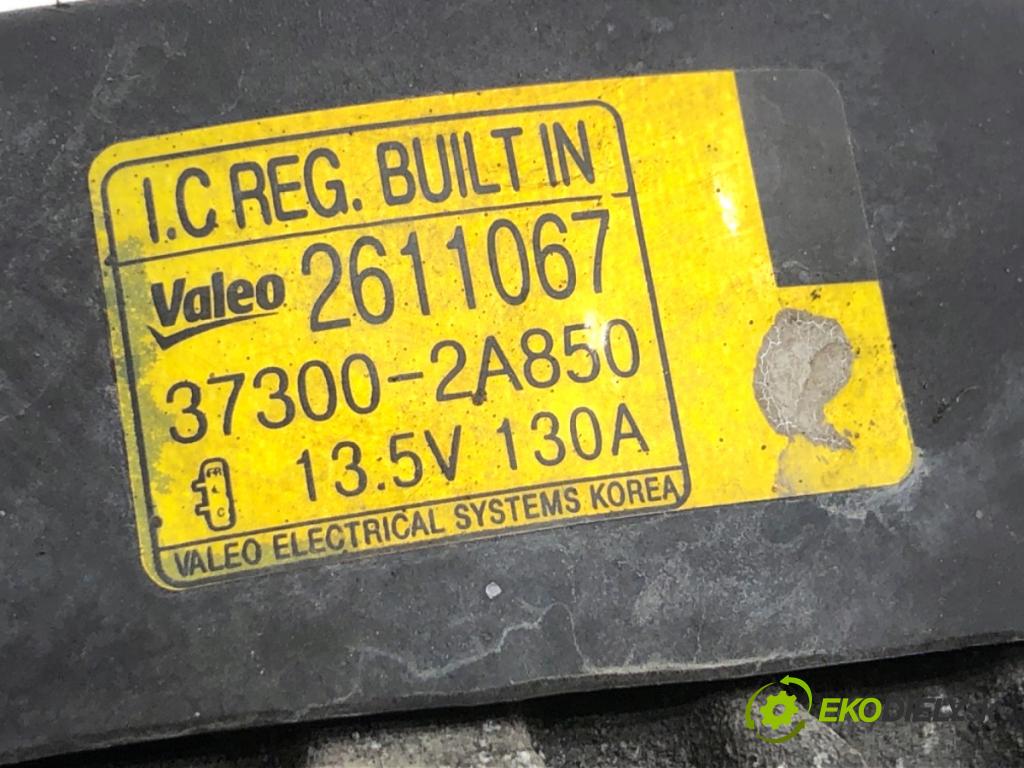 KIA CEED Kombi 2014 94 kW 1.6 CRDi 128 1582 Alternátor 37300-2A850 (Alternátor)