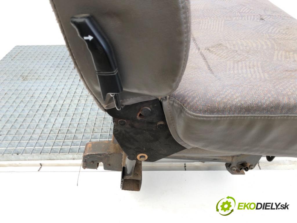 FORD TRANSIT IV Autobus 2006 66 kW 2.4 DI (F_B_, F_C_, F_A_) 2402 Sedadlo Sedadlá, sedačky zad