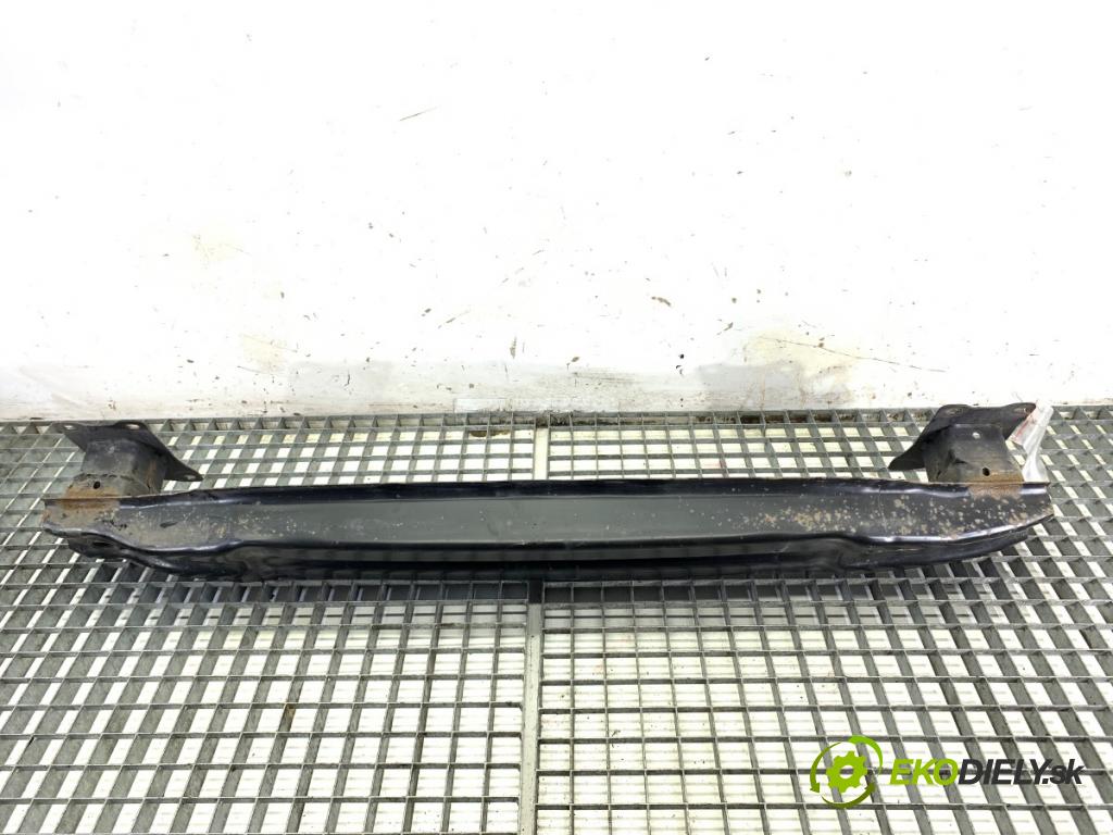 VW GOLF VII liftback 2014 77 kW 1.6 TDI 1598 výztuha nárazníka zadní část  (Výztuhy zadní)