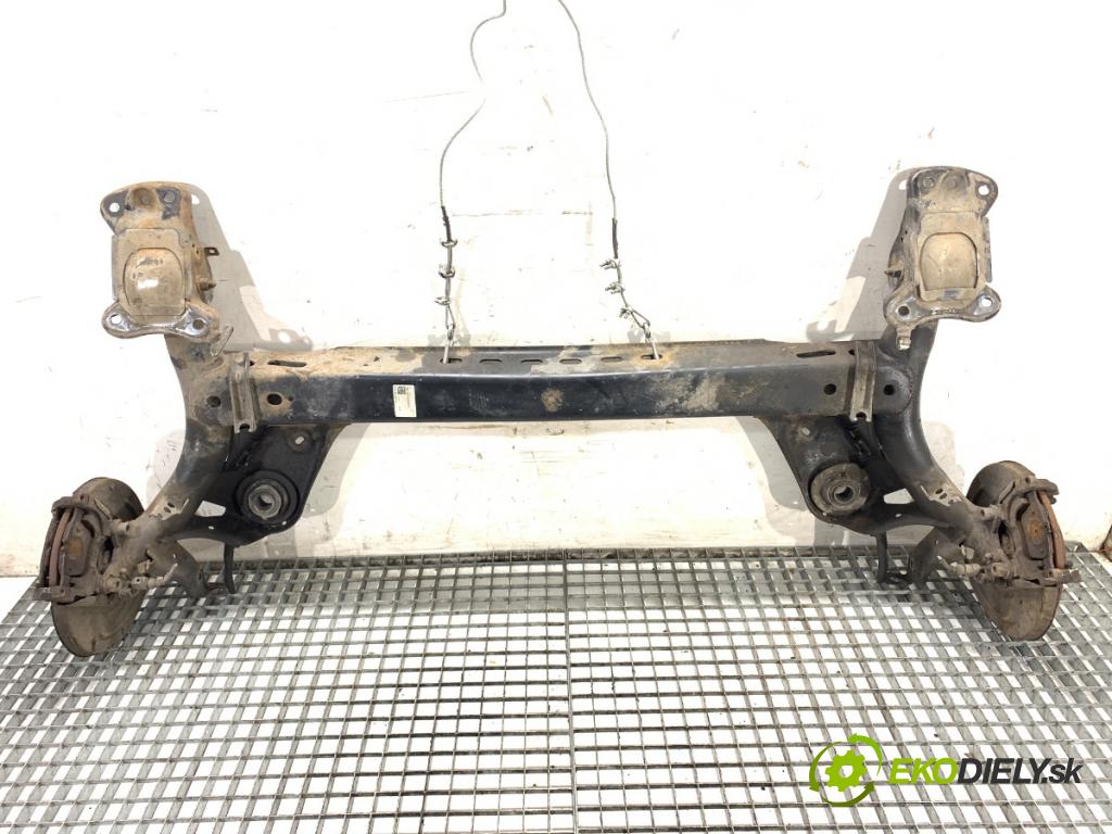 VW GOLF VII liftback 2014 77 kW 1.6 TDI 1598 výztuha zadní část 5Q0501049AF