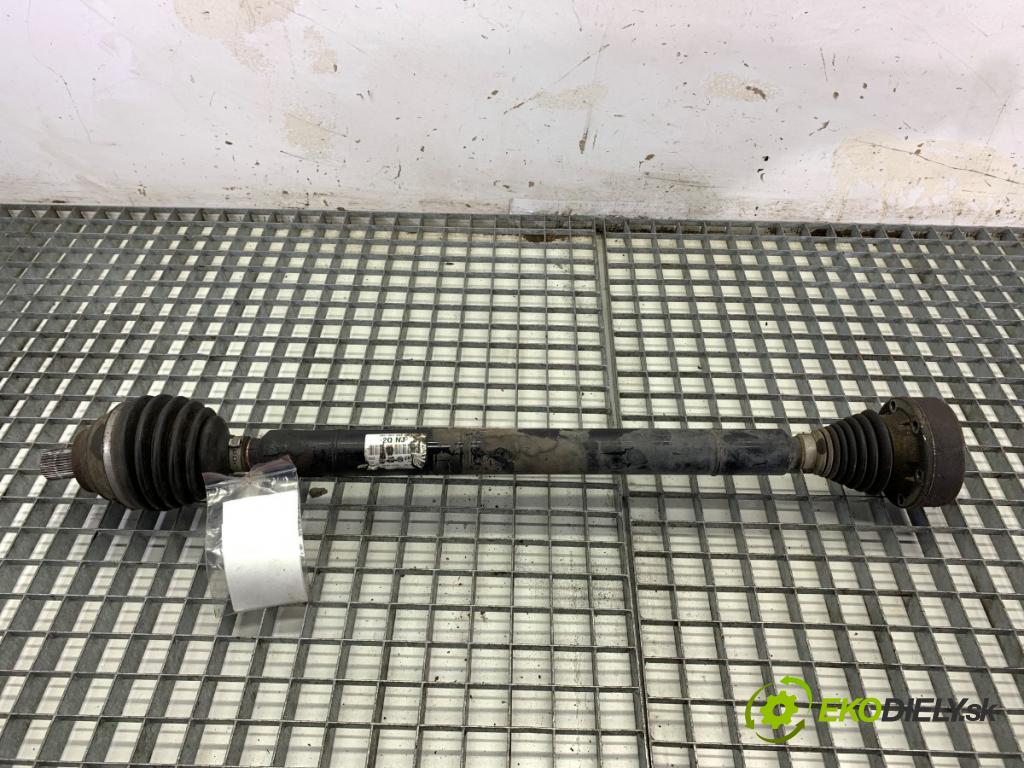 VW GOLF VII liftback 2014 77 kW 1.6 TDI 1598 Poloos pravy predný 1K0407272QN