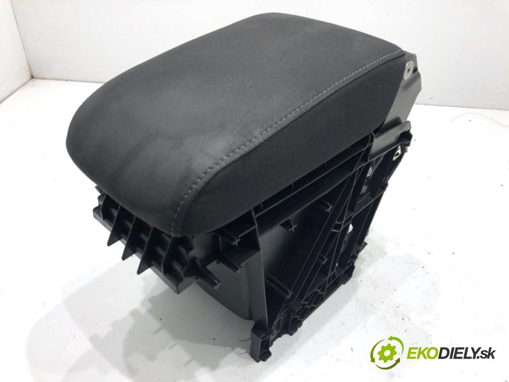 VW GOLF VII liftback 2014 77 kW 1.6 TDI 1598 Lakťová opierka 5G0863250B (Lakťová opierka)