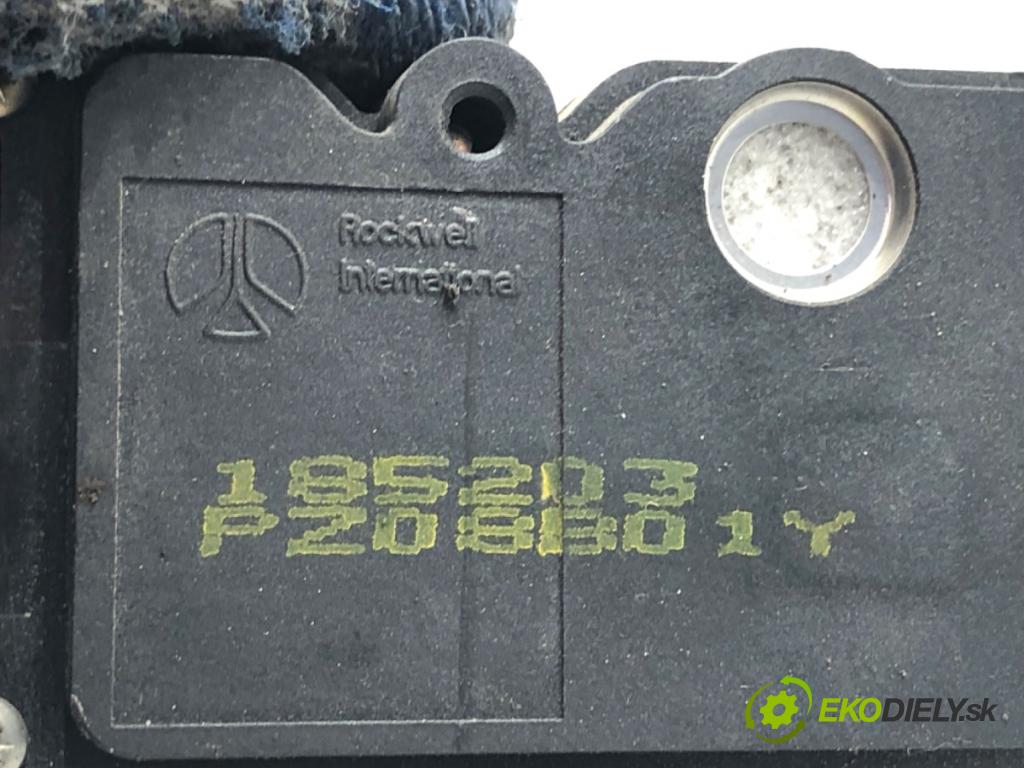 CITROEN C8 nadwozie wielkoprzestrzenne (MPV) 2003 79 kW 2.0 HDi 1997 zámok dveře levý zadní část PZ08801Y