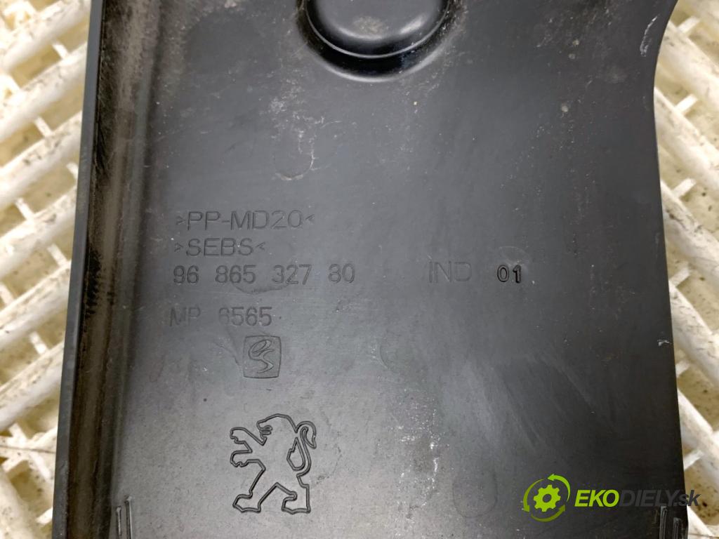 PEUGEOT 508 I sedan 2011 120 kW 2.0 HDi 1997 Torpédo, plast pod čelné okno 9686532780 (Torpédo (plast pod čelným sklom))