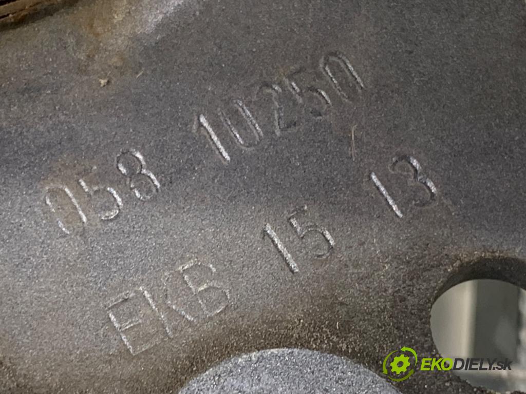 PEUGEOT 508 I sedan 2011 120 kW 2.0 HDi 1997 Výstuha nárazníka predný  (Výstuhy predné)