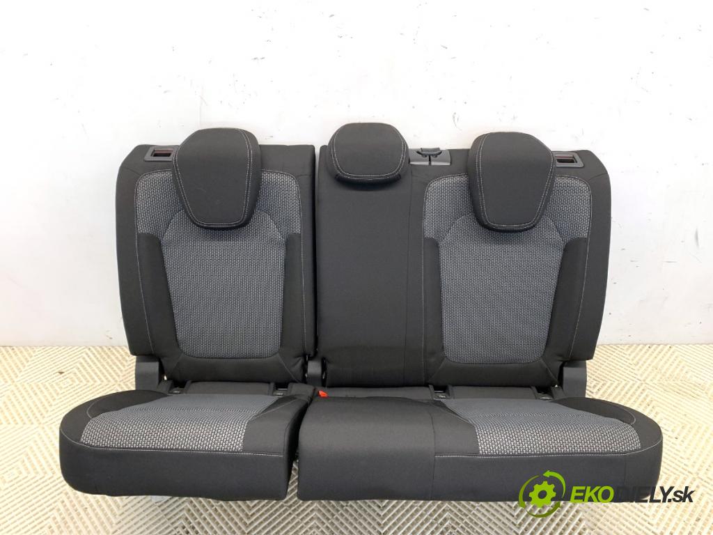 OPEL GRANDLAND SUV 2019 96 kW 1.2 (75) 1199 Sedadlo druhý rad 