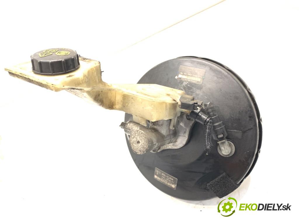 MAZDA 3 liftback 2006 80 kW 1.6 DI Turbo 1560 Posilovač bŕzd 3N61-2B195-EJ