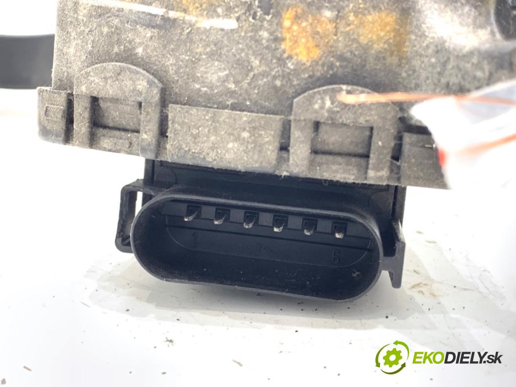 MAZDA 3 liftback 2006 80 kW 1.6 DI Turbo 1560 Potenciometer plynu 4M51-9F836-AH (Potenciometer plynového pedálu)