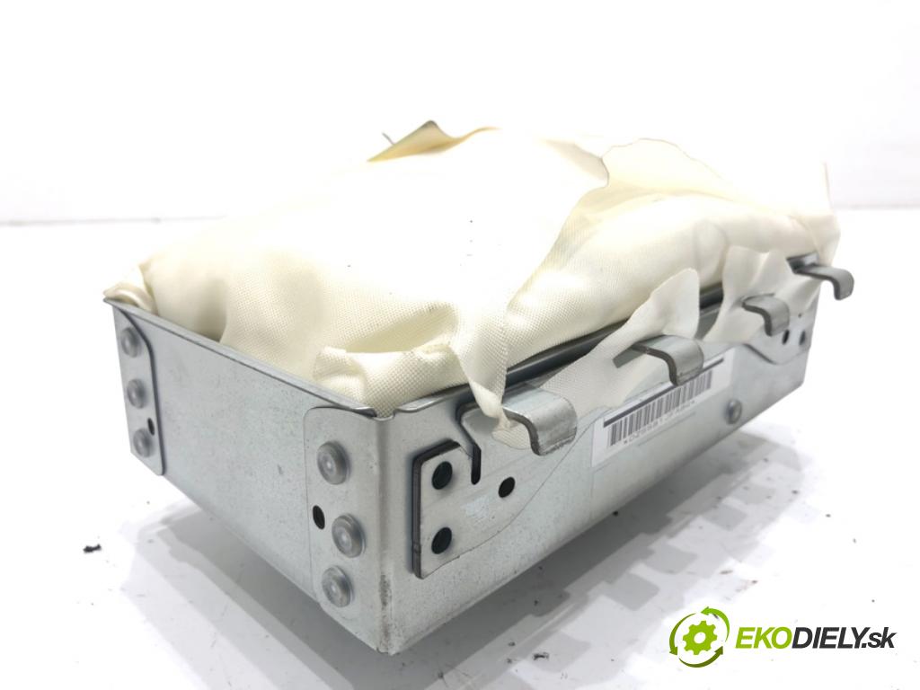 MAZDA 3 liftback 2006 80 kW 1.6 DI Turbo 1560 AirBag spolujazdca  (Airbag)