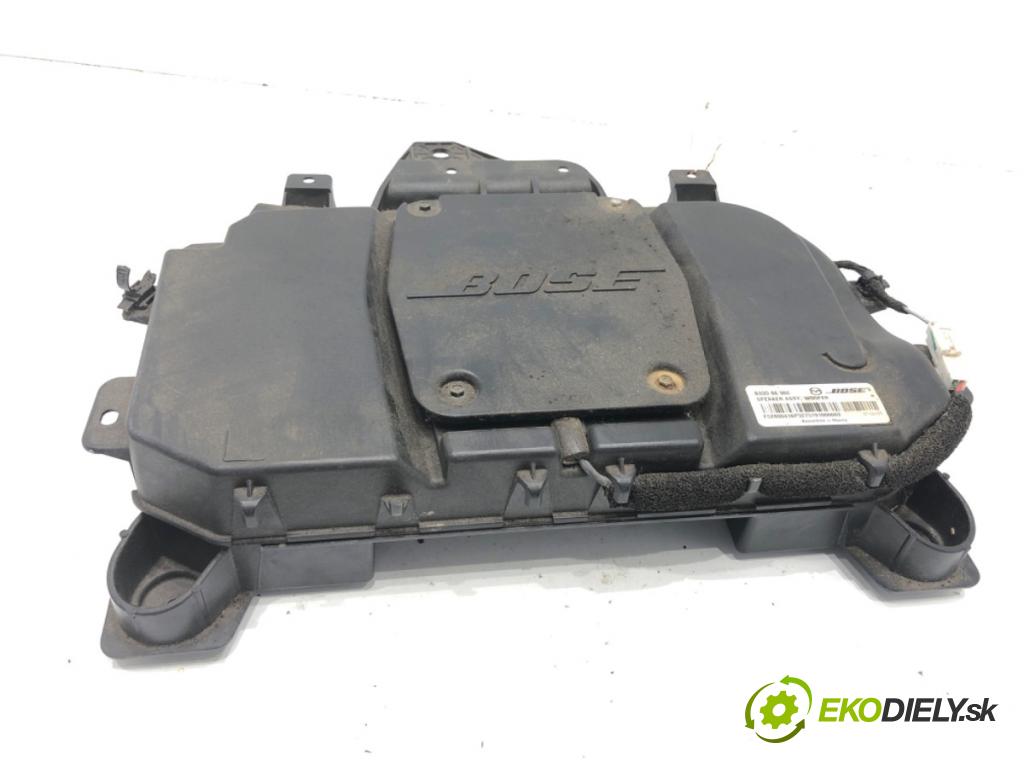 MAZDA 3 liftback 2006 80 kW 1.6 DI Turbo 1560 subwoofer B33D66960 (Audio zariadenie)