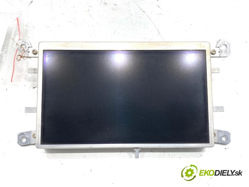 AUDI A4 B8 sedan 2007 105 kW 2.0 TDI 1968 Dislpej 8T0919603A (Prístrojová doska)