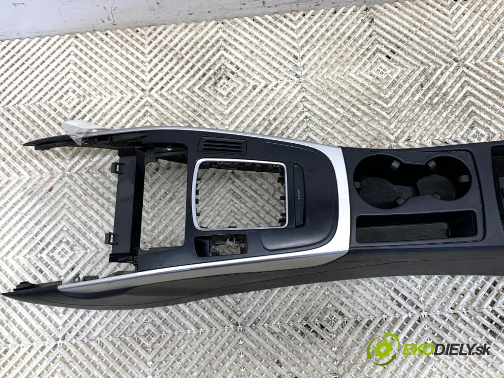 AUDI A4 B8 sedan 2007 105 kW 2.0 TDI 1968 Tunel stredový  (Stredový tunel)