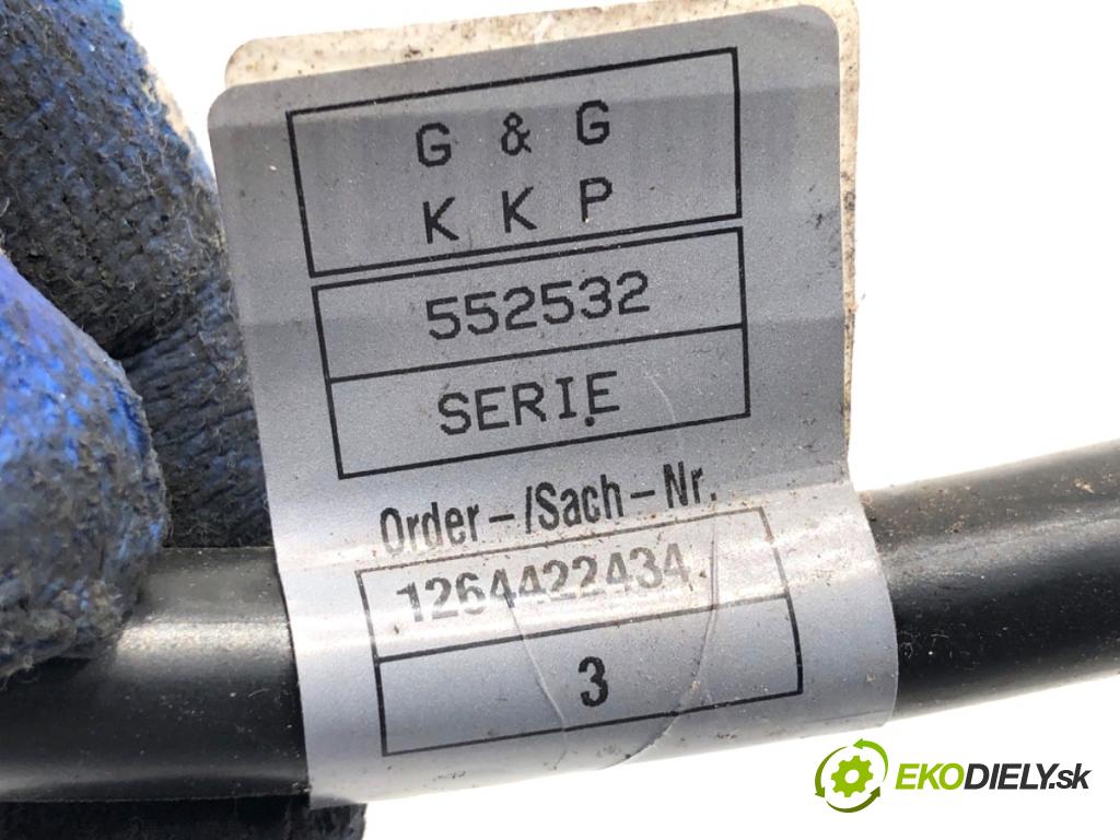 AUDI A4 B8 sedan 2007 105 kW 2.0 TDI 1968 svorka MINUS: 8K0915181