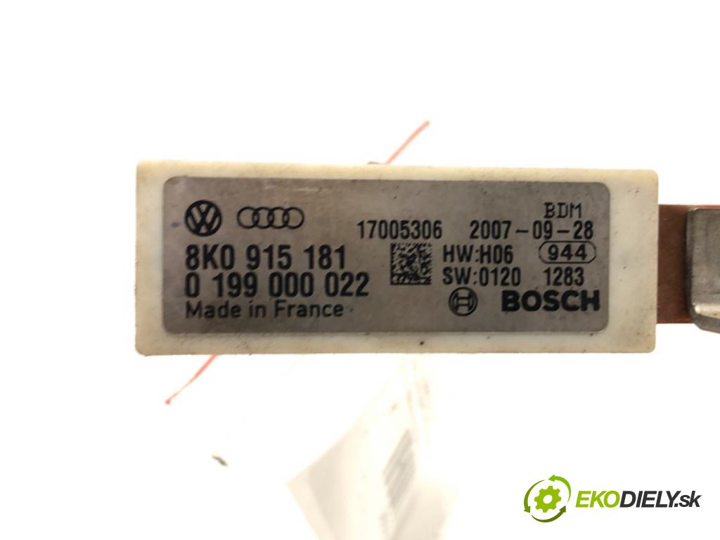 AUDI A4 B8 sedan 2007 105 kW 2.0 TDI 1968 svorka MINUS: 8K0915181