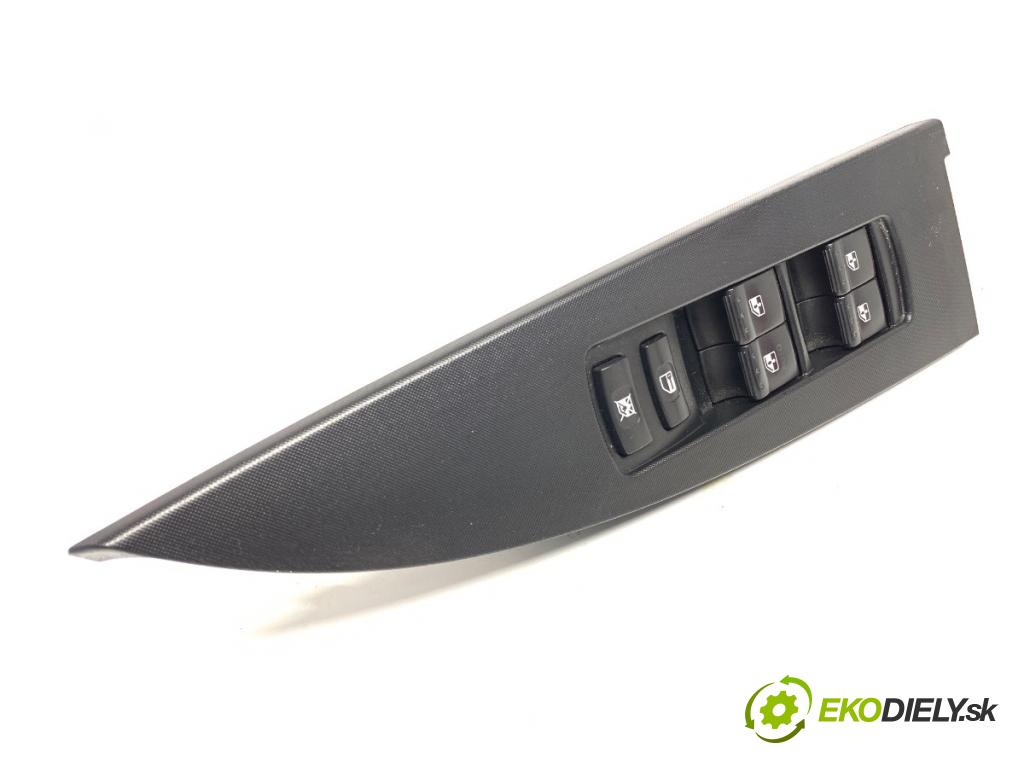 SSANGYONG ACTYON SUV 2007 104 kW 2.0 Xdi 1998 Prepínač okien 72250-09000 (Prepínacie páčky pod volantom)
