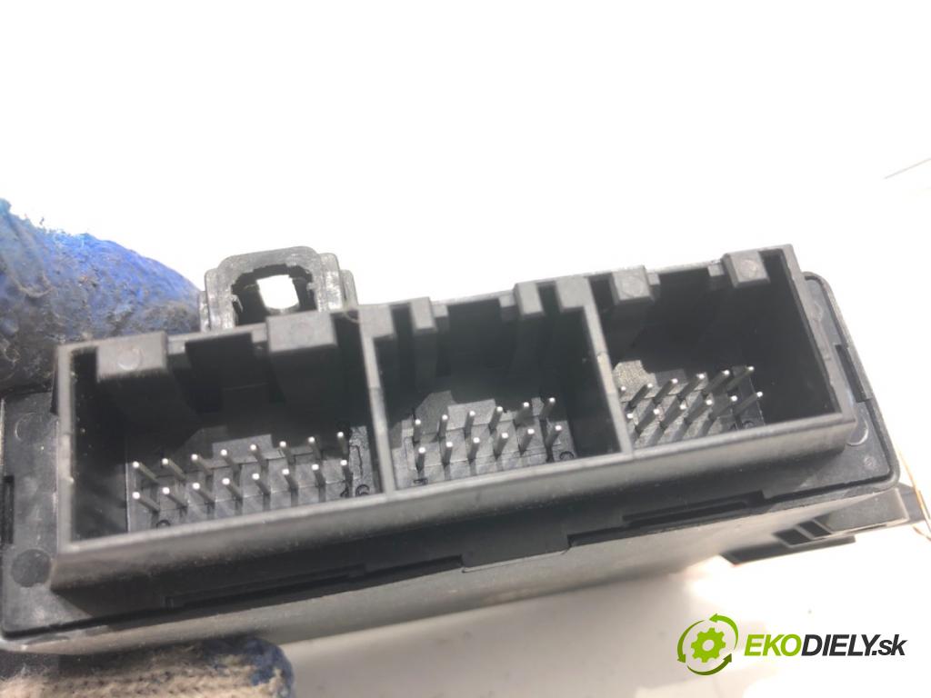 FORD GALAXY II nadwozie wielkoprzestrzenne (MPV) 2006 103 kW 2.0 TDCi 1997 Modul PDC 7G92-15T850-AA (Riadiaca jednotka ostatné)