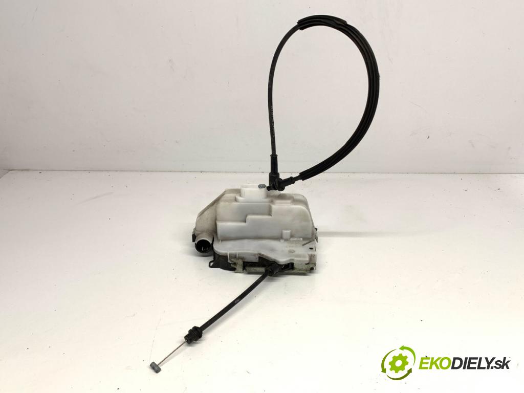 CITROEN C3 I liftback 2008 44 kW 1.1 i 1124 zámok dveře pravý přední část 46983280