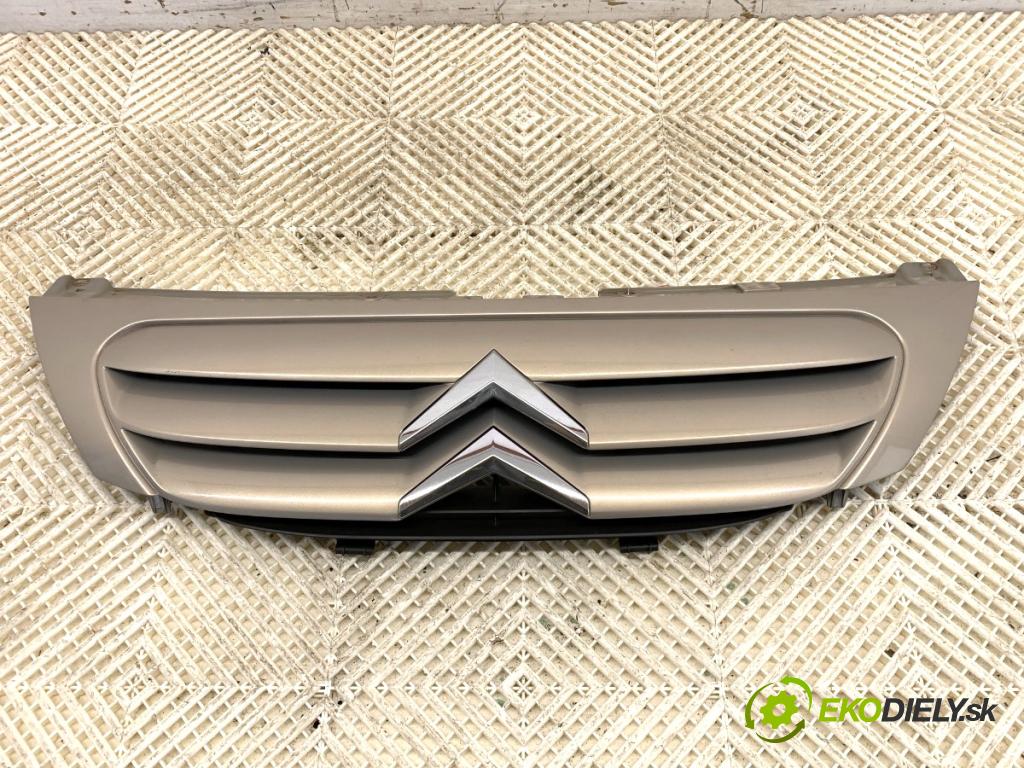CITROEN C3 I liftback 2008 44 kW 1.1 i 1124 mřížka maska 9653053777 (Mřížky (masky) chladičů)
