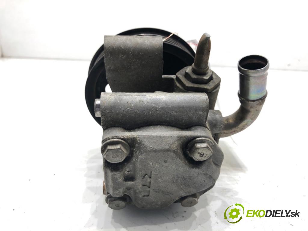 FORD FIESTA MK6 liftback 2003 51 kW 1.3 1299 Pumpa servočerpadlo  (Servočerpadlo, pumpa riadenia)