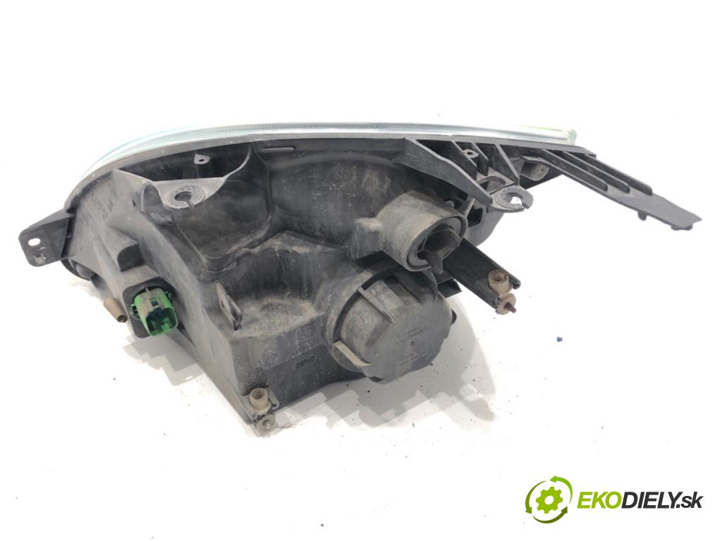 FORD FIESTA MK6 liftback 2003 51 kW 1.3 1299 světlomet pravý přední část