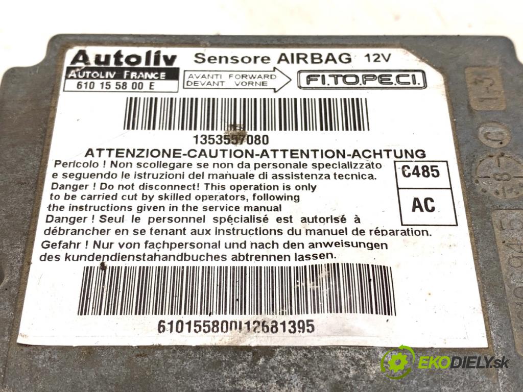 PEUGEOT BIPPER Nadwozie pełne/minivan 2008 50 kW 1.4 HDi 1398 senzor airbag 1353557080 (Snímač)