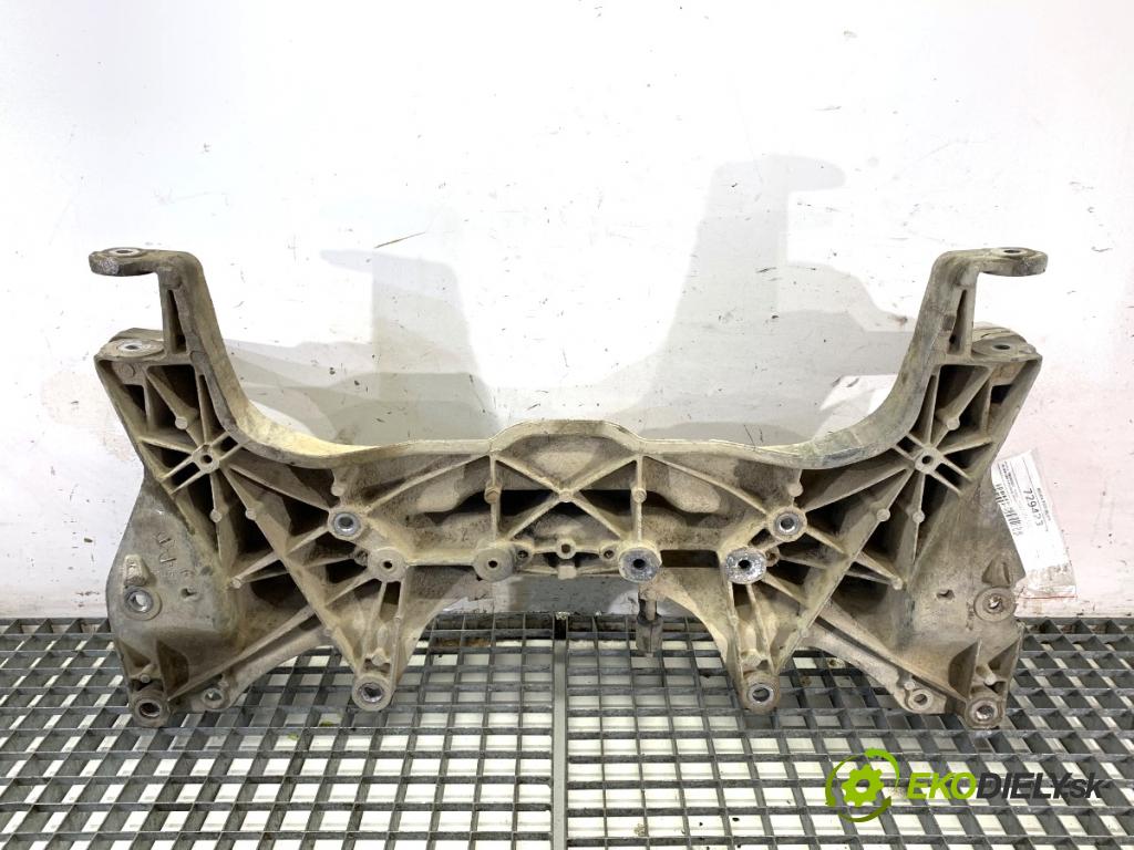 PEUGEOT BIPPER Nadwozie pełne/minivan 2008 50 kW 1.4 HDi 1398 výztuha pod motor  (Výztuhy přední)