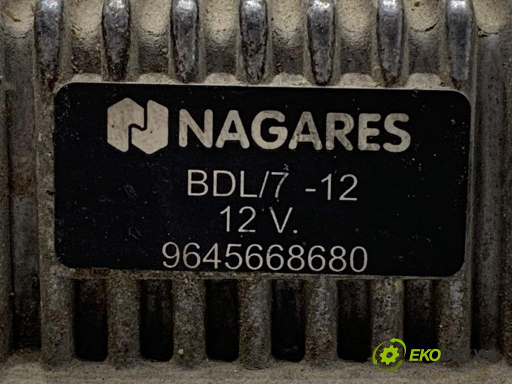 PEUGEOT BIPPER Nadwozie pełne/minivan 2008 50 kW 1.4 HDi 1398 relé sviečok žhavenia 9645668680 (Relé)